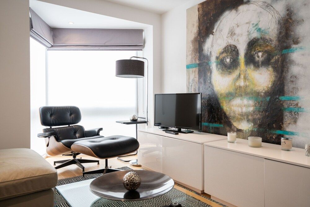 undefined Trendy Queens Park Home Close to Hampstead by Underthedoormat 8