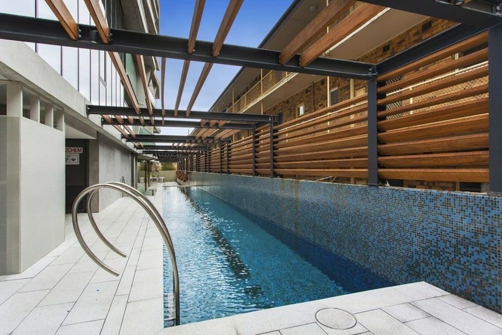 undefined Breathtaking Lake/parkview Apt Pool&gym@3br 3