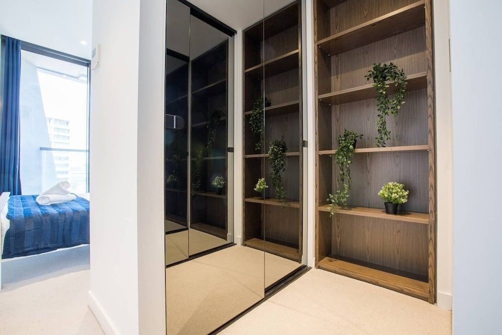 undefined Breathtaking Lake/parkview Apt Pool&gym@3br 5