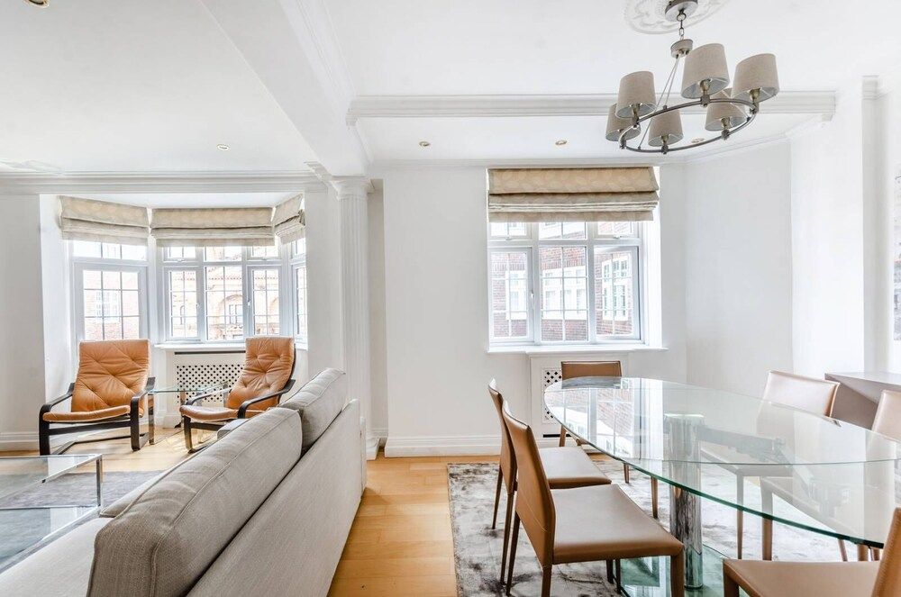 undefined Inviting 2-bed Apartment in London 9