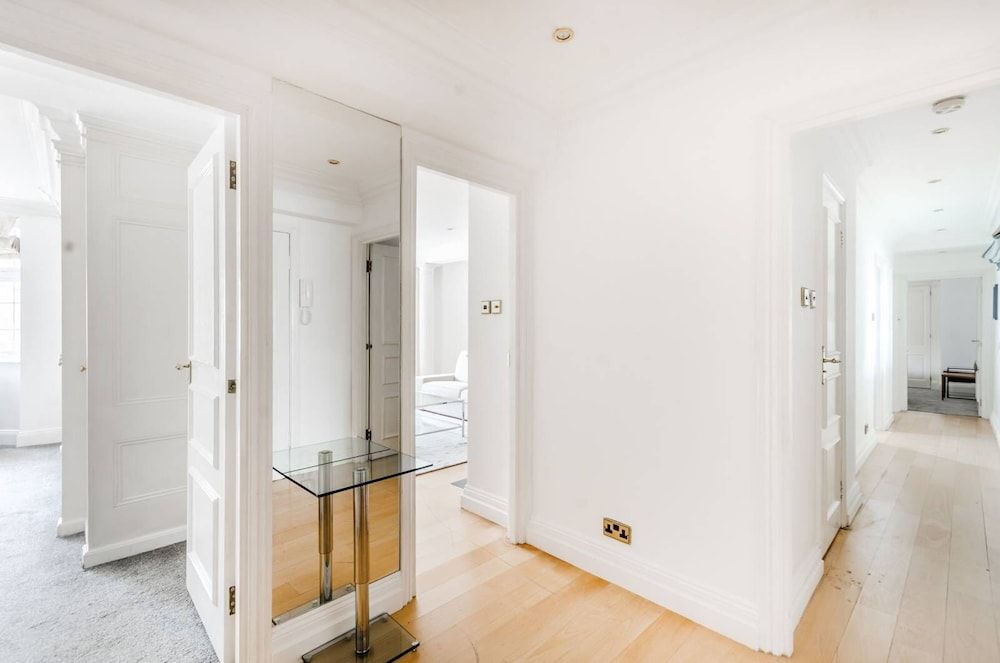 undefined Inviting 2-bed Apartment in London 2