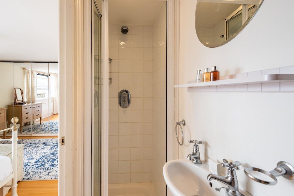 Panoramic Family Home in Maida Vale Apartment, 3 Bedrooms 15