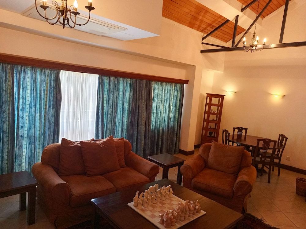 undefined The Heron By Sarovar Portico India 2