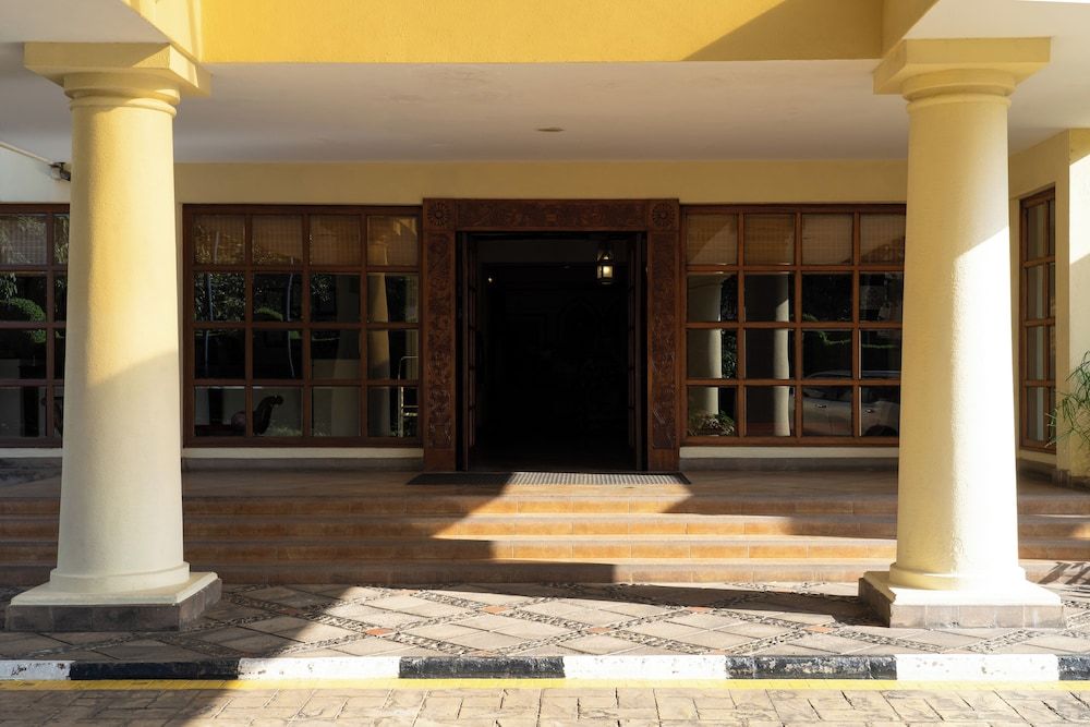 undefined The Heron By Sarovar Portico India 8