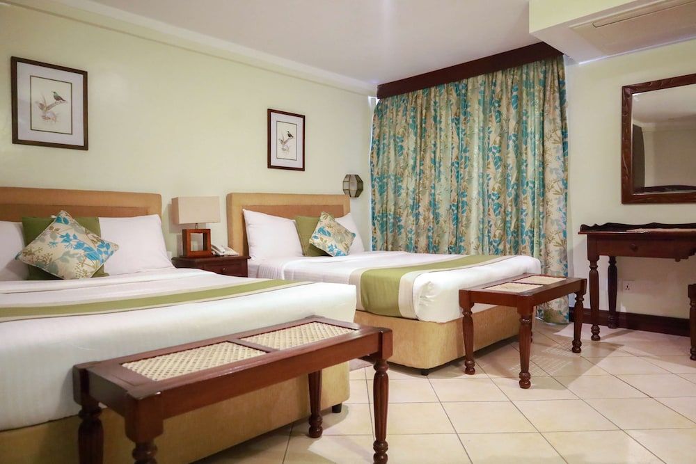 The Heron By Sarovar Portico India Standard Room, 2 Twin Beds