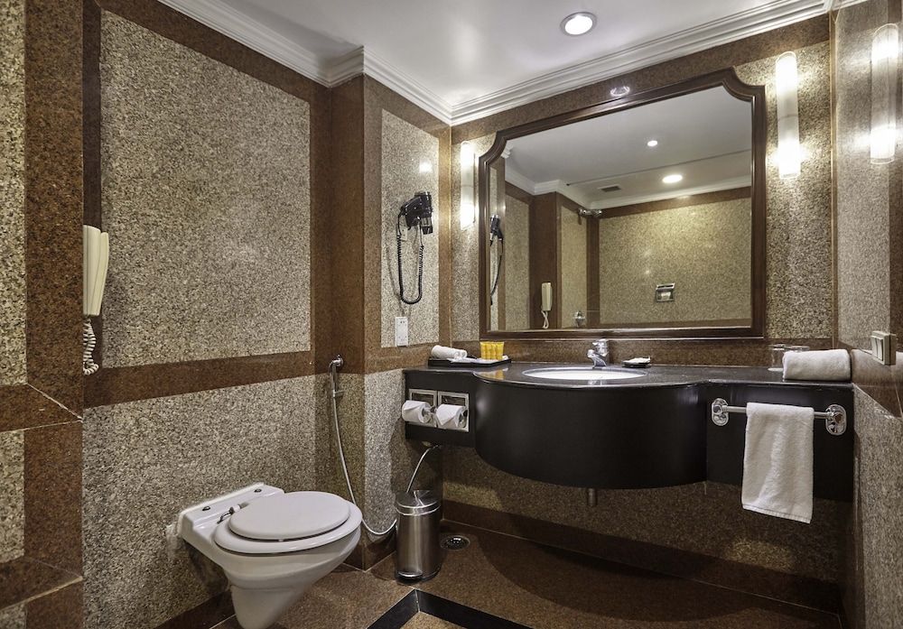 The Everest Hotel Kathmandu Deluxe Double Room, 1 King Bed 4