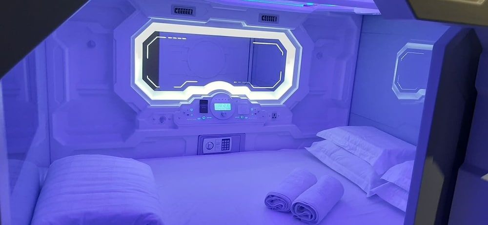 undefined SkyCity Capsule Hostel 8