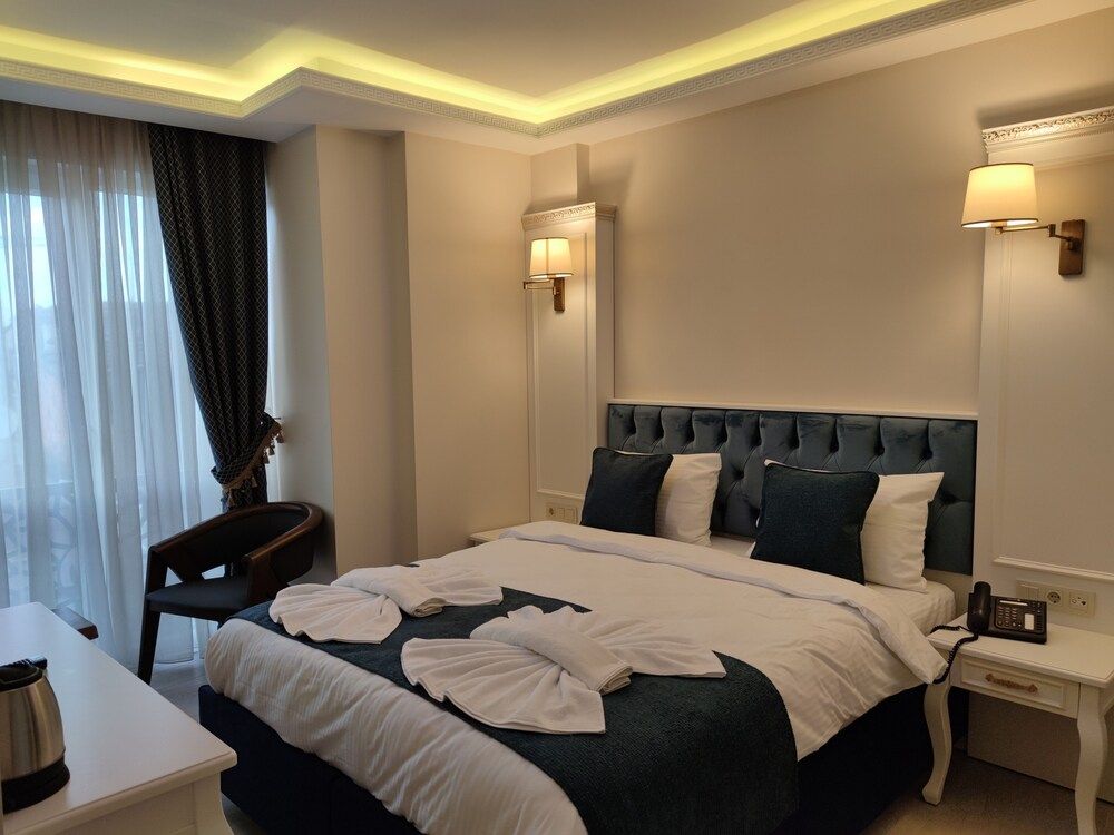 undefined Galata Hotel & Suites 9