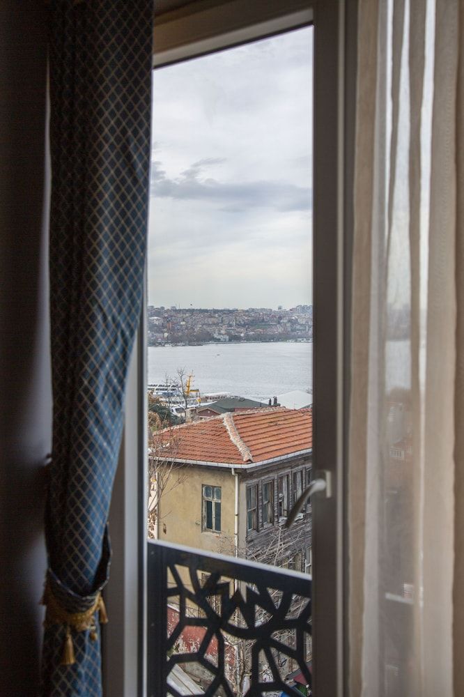 undefined Galata Hotel & Suites 7