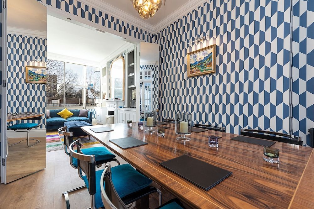 undefined JOIVY Gorgeous 3-bed maisonette in Westbourne Green with patio 4