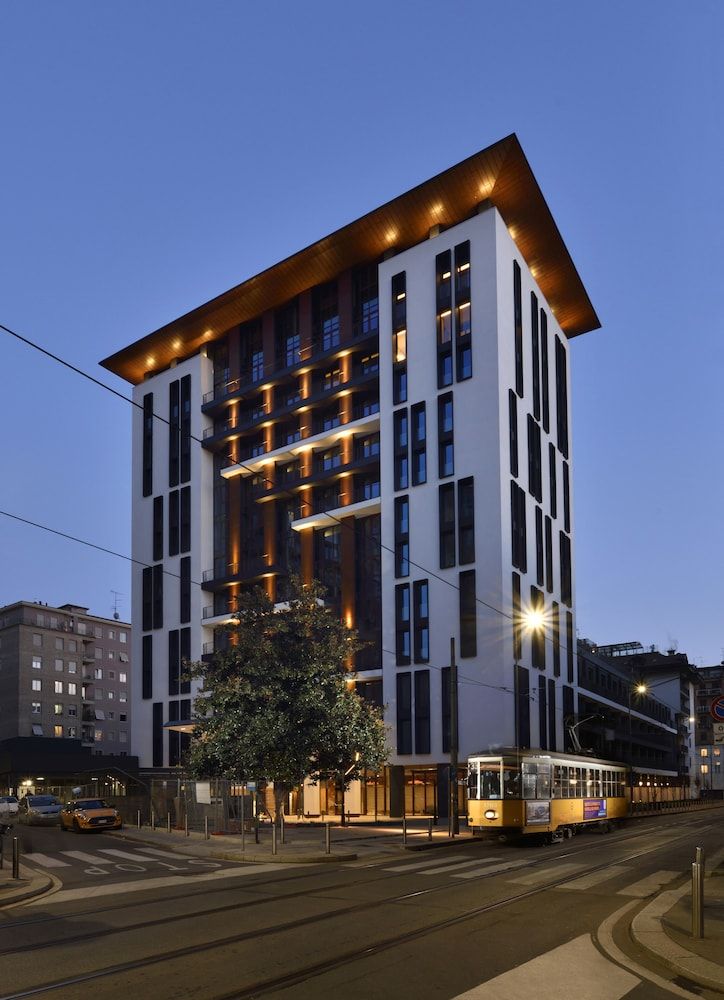 undefined Milano Verticale | UNA Esperienze 7
