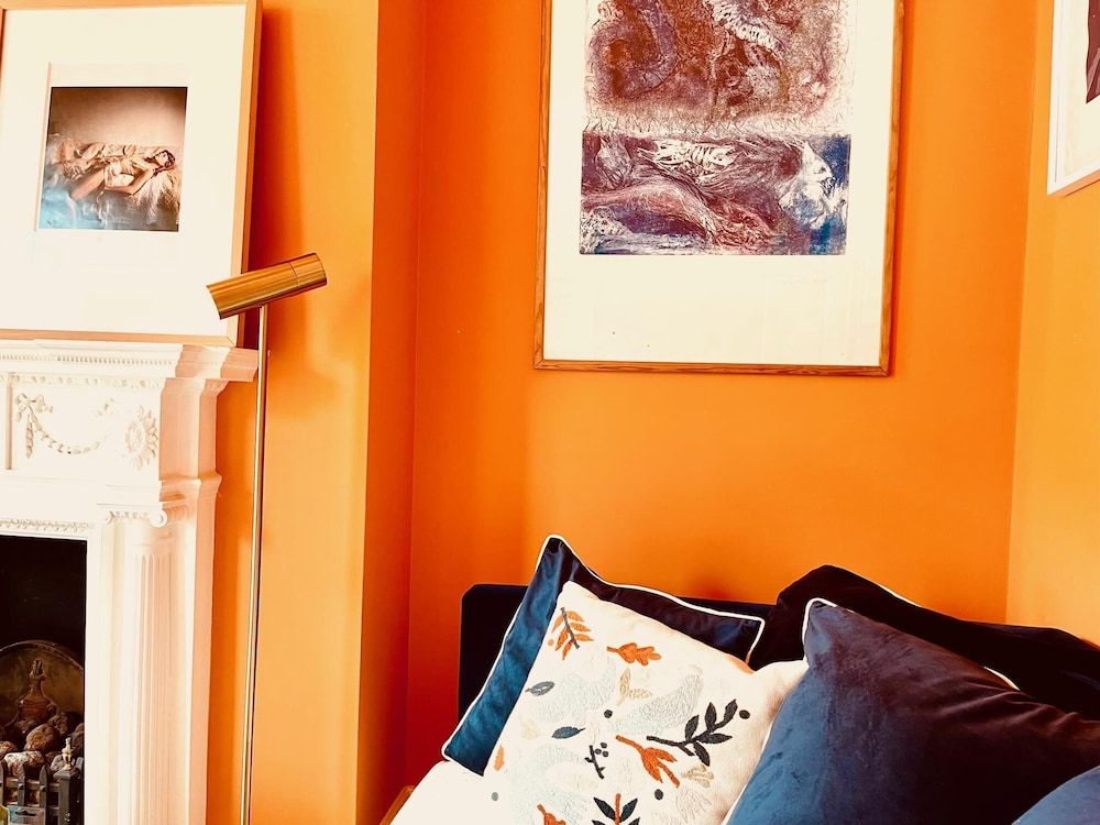 undefined 2-bed Apartment in Portobello 10