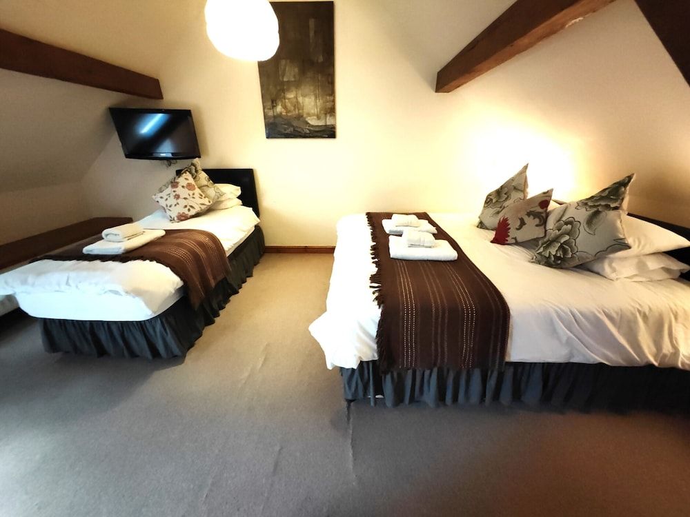 Dolgun Uchaf Guesthouse Cottage, Ensuite, Mountain View (One Bedroom) 4