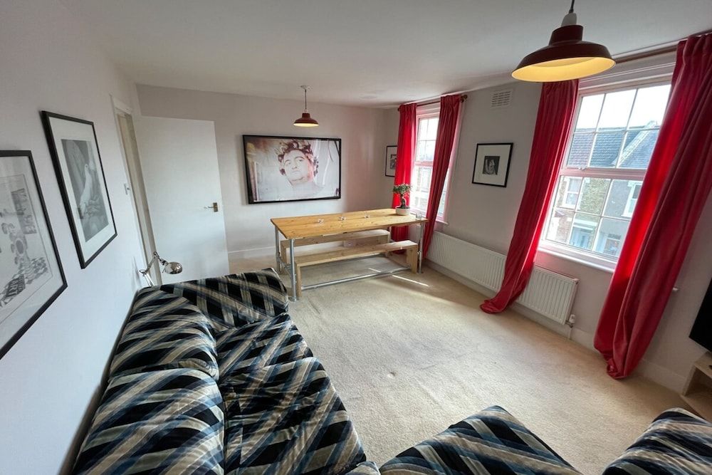 undefined Modern & Cosy 1 Bedroom Top Floor Flat in East Dulwich 9