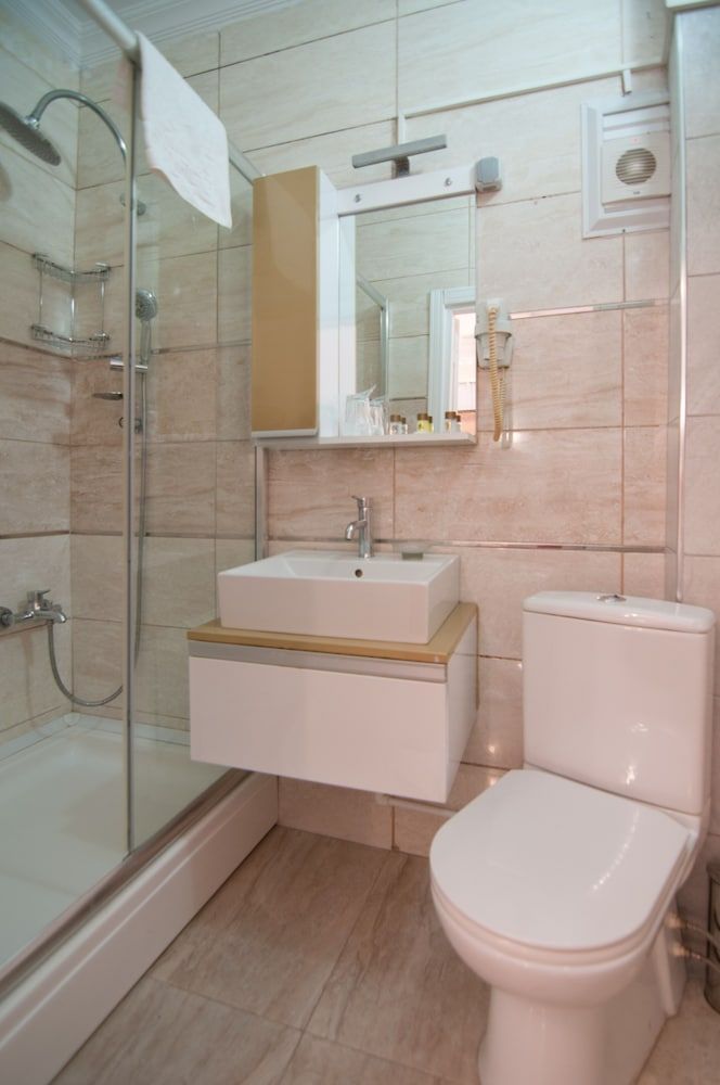 Genius Hotel Istanbul Superior Room 8