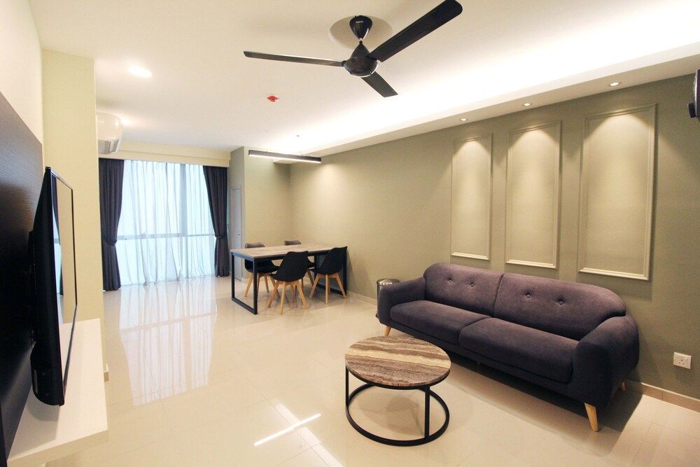 KL Eight Suites Studio 5