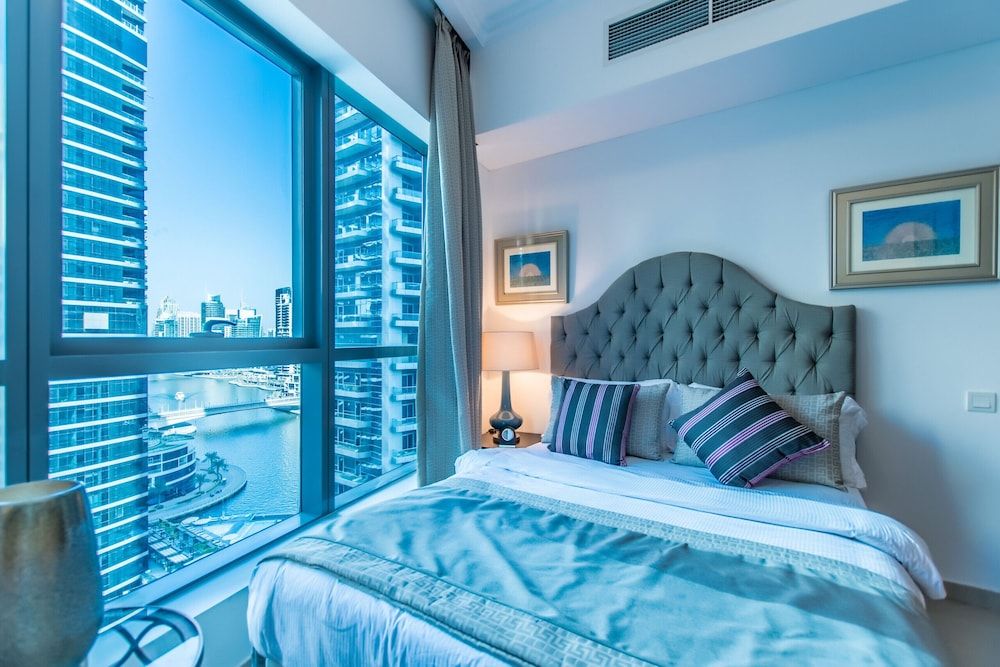 undefined BAY Central West