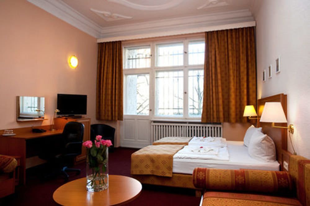 Hotel Aster Double or Twin Room 4