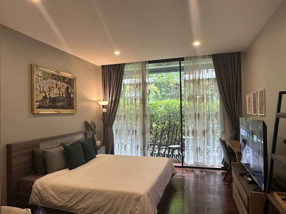 undefined PomPom Home 2