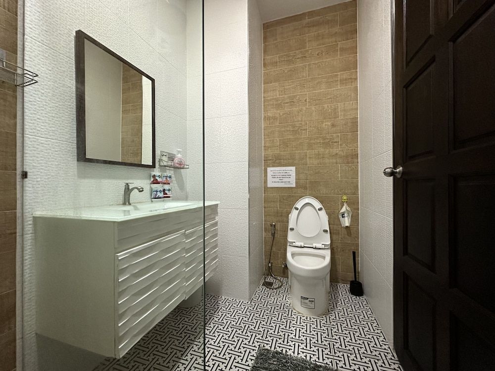 PomPom Home Superior King Room With Balcony 10