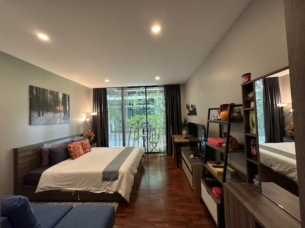 PomPom Home Superior King Room With Balcony 12