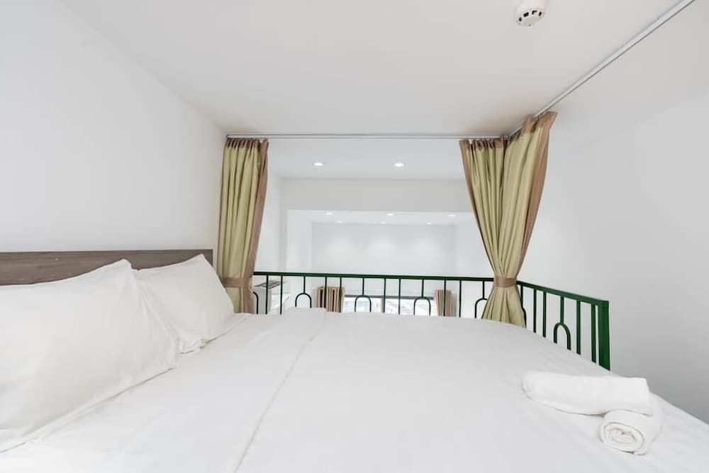 Justay Millennium Riverside Studio Apartment 2