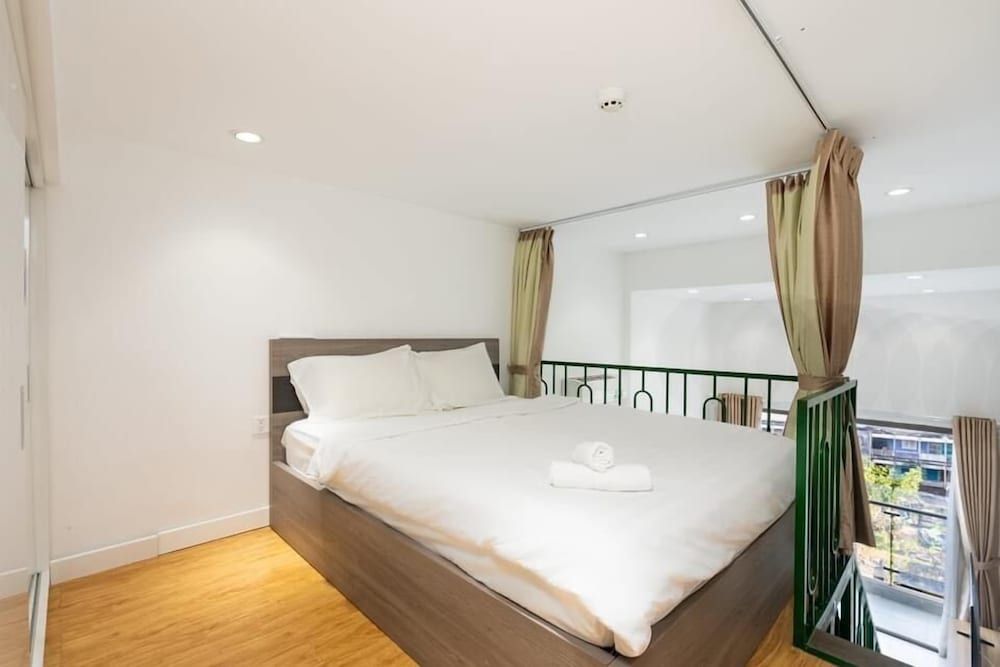 Justay Millennium Riverside Studio Apartment