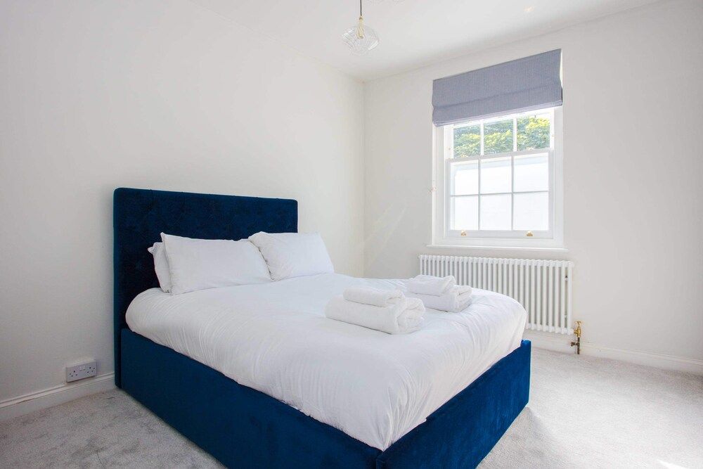 undefined Modern & Spacious 2 Bedroom Flat Near Clapham Common 10