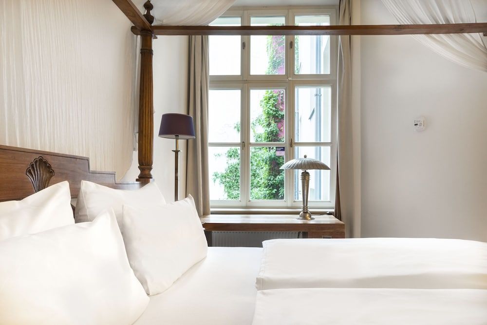 Numa Berlin Belfort Large Room 4