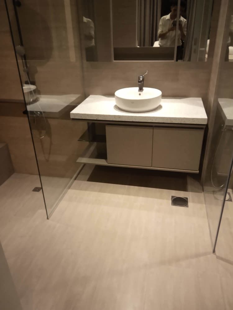 Expressionz Professional Suites by iHost Homes 2 Family Suite, 2 Bedrooms, Hot Tub, Lake View 11