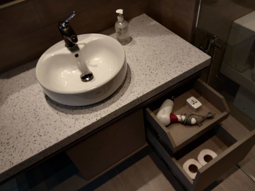 Expressionz Professional Suites by iHost Homes 2 Family Suite, 2 Bedrooms, Hot Tub, Lake View 10