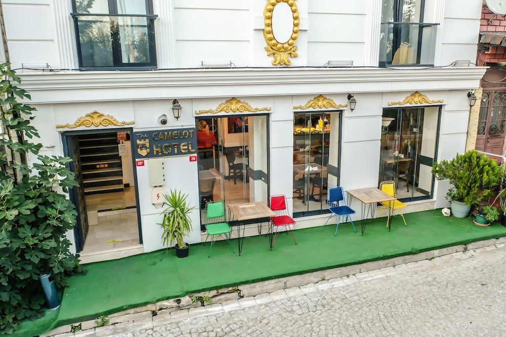 undefined The Camelot Hotel 7