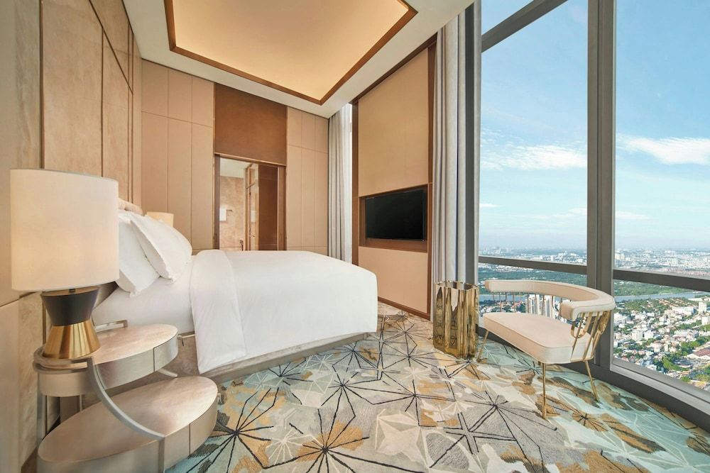 Presidential Suite, 2 Bedrooms, Club Lounge Access, Panoramic View