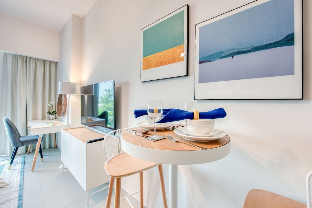 undefined Capital Living On Reem: The Arc Towers 3