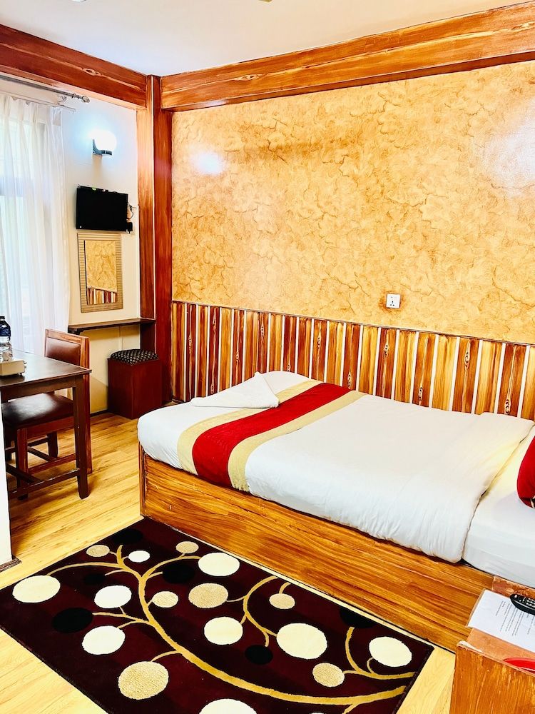 undefined Thamel Seasons Hotel 4