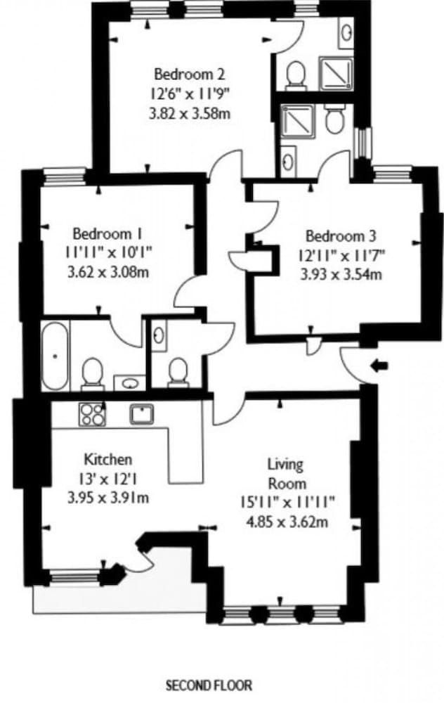 undefined Designer 3 Bed Apartment With Balcony - 140 4