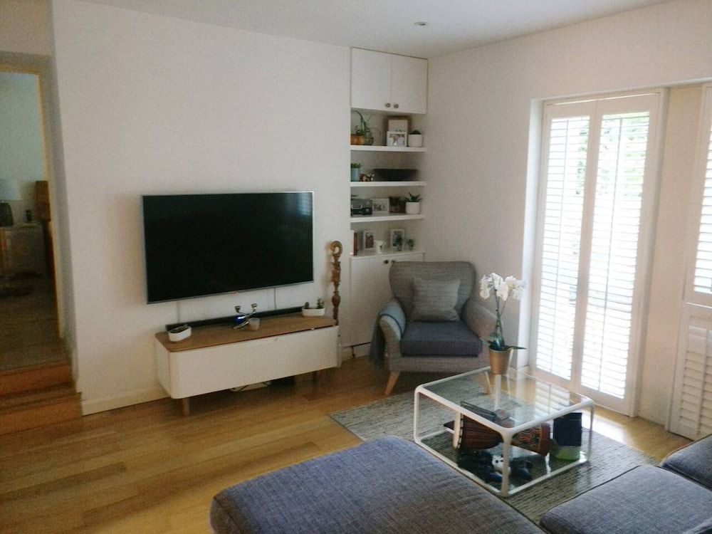 undefined Kennington Oval 2-bed Apartment in London 9