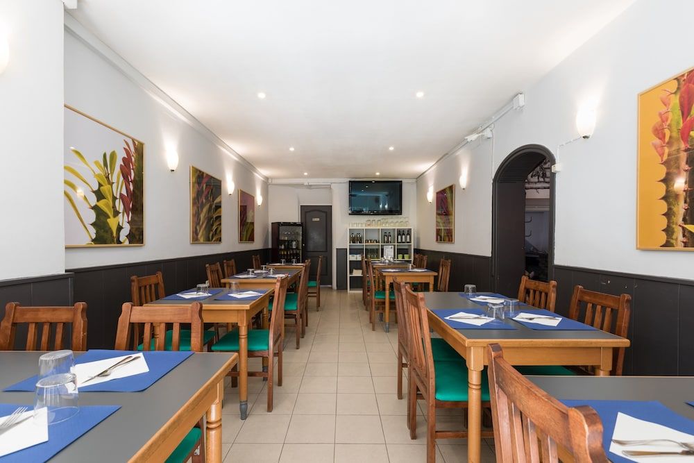 undefined Hostal oliveta 5