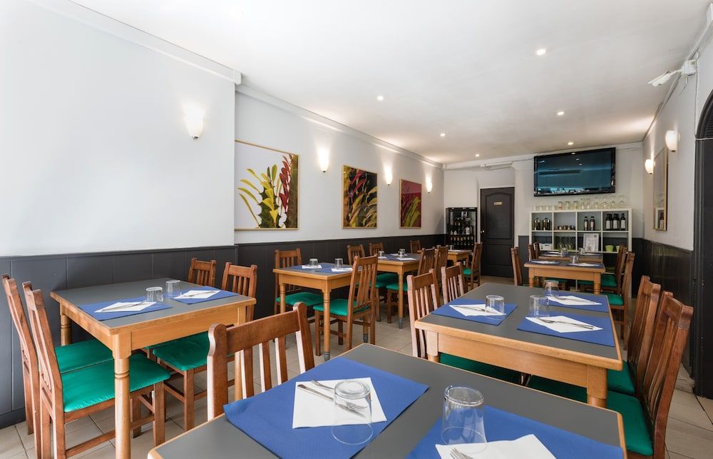 undefined Hostal oliveta 6