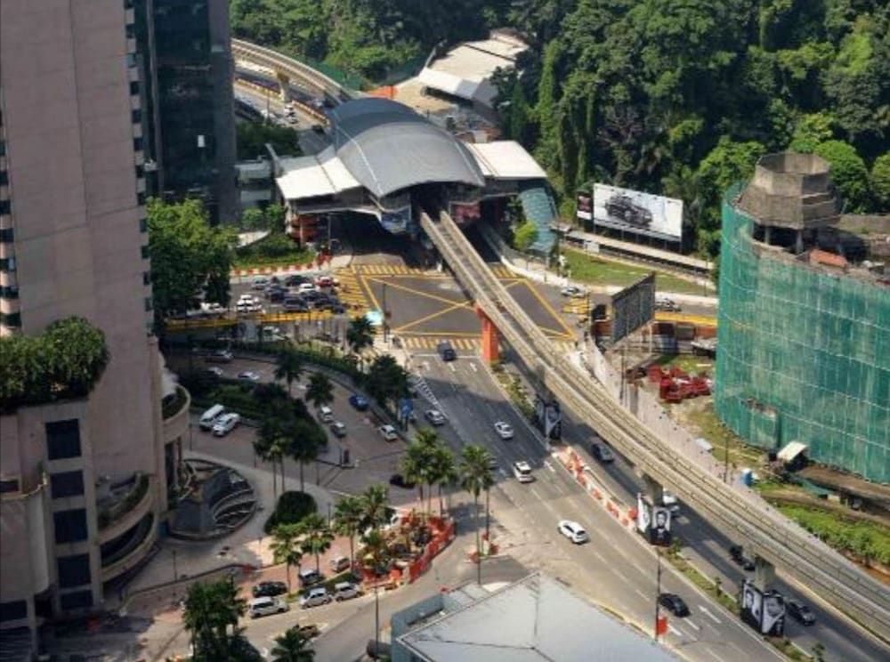 undefined Luxury Deluxe Studios At Mercu Summer Suites 4