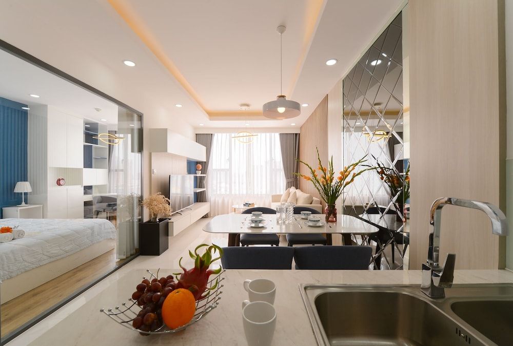 undefined Donastay Rivergate HCM 5