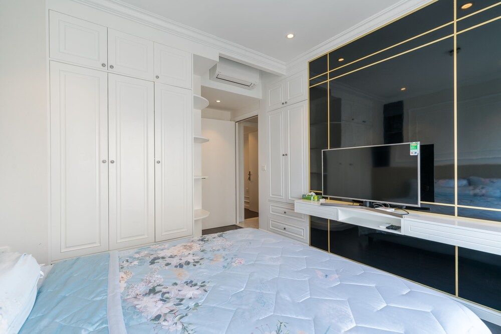 undefined Donastay Rivergate HCM 3