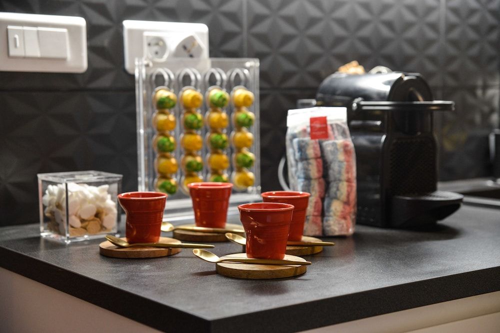 The Majestic Garden Suite Honeymoon Apartment, Ensuite 40