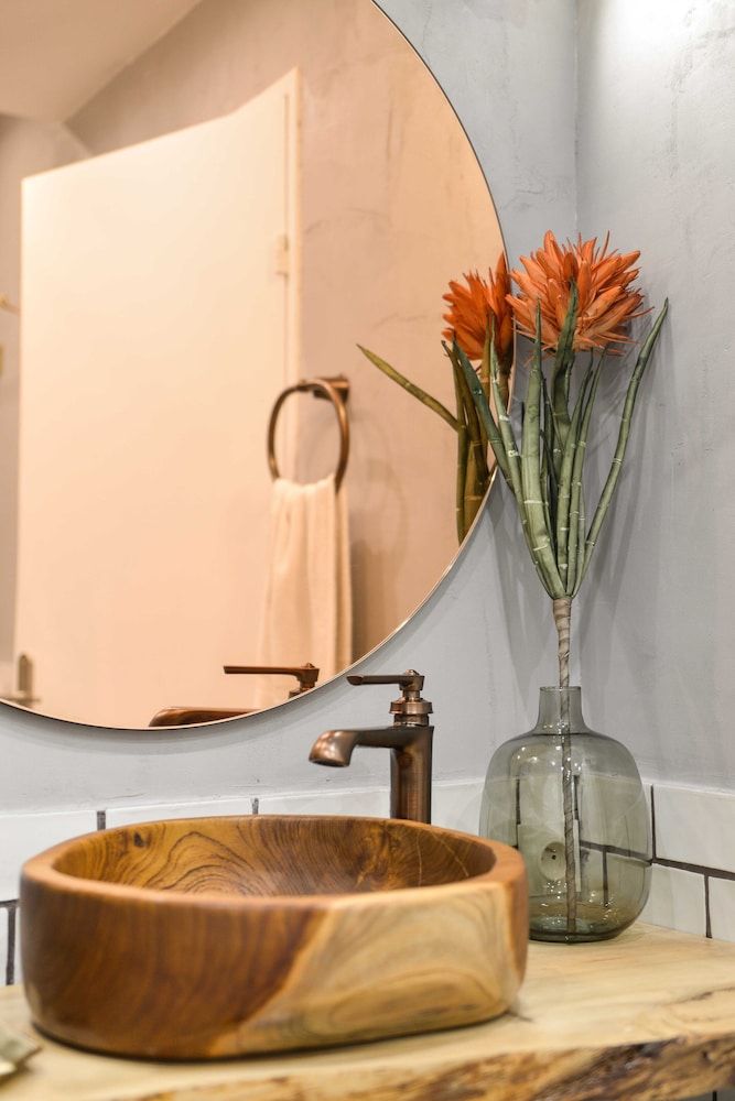 The Majestic Garden Suite Honeymoon Apartment, Ensuite 22