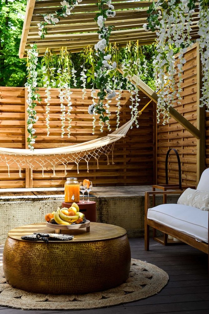 The Majestic Garden Suite Honeymoon Apartment, Ensuite 62