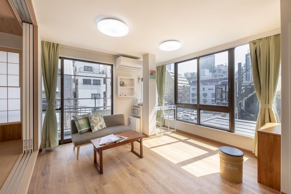 Uhome Suite Kizuna Ikebukuro Apartment (3F) 12