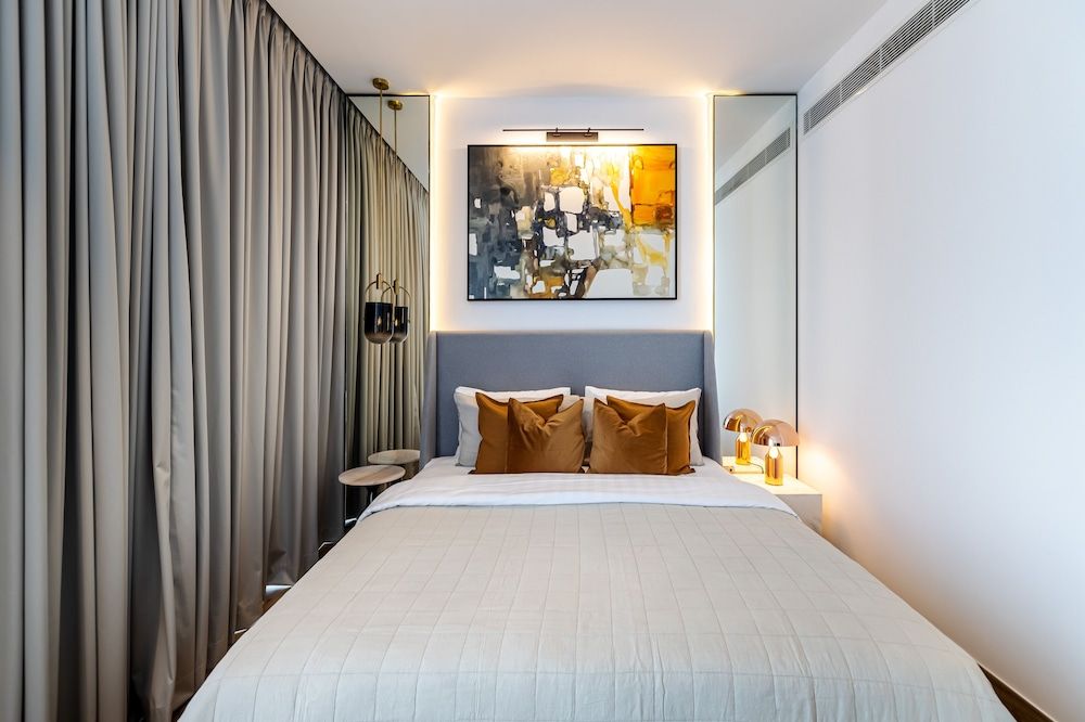 Luxury 2BR Marina Gate 3 Superior Apartment, 2 Bedrooms, Non Smoking, Lake View 7