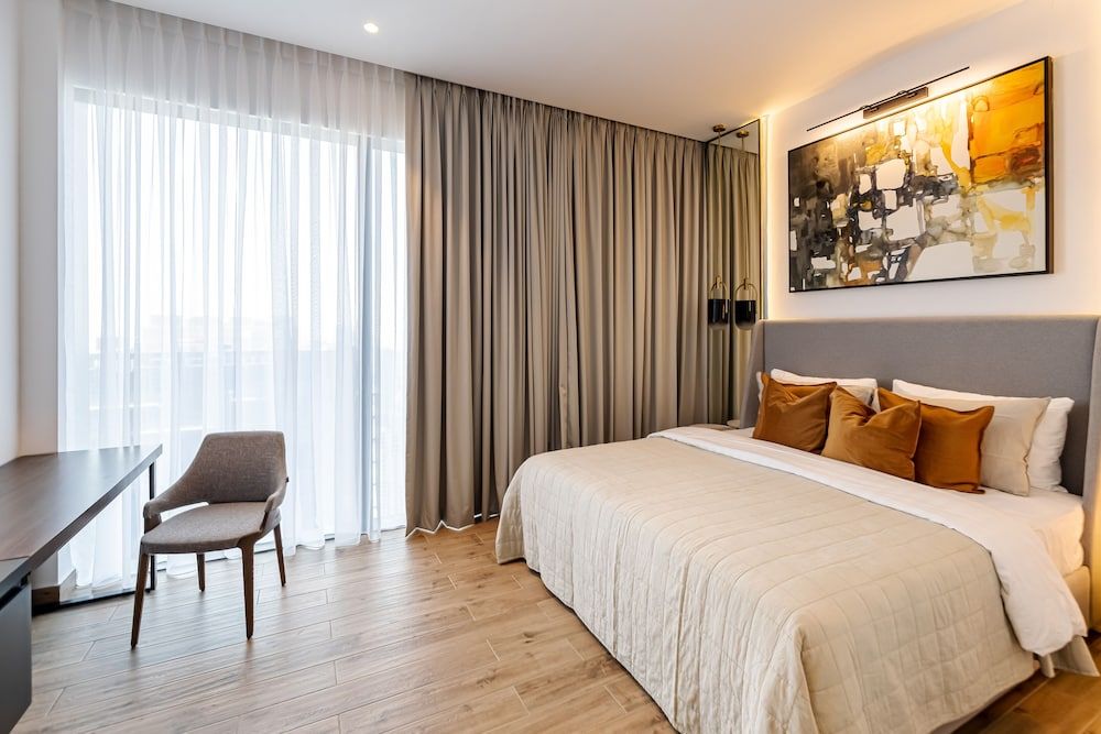 Luxury 2BR Marina Gate 3 Superior Apartment, 2 Bedrooms, Non Smoking, Lake View 6