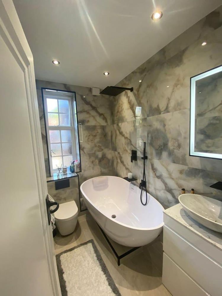 undefined Beautiful and Modern Apartment in North London, UK 8