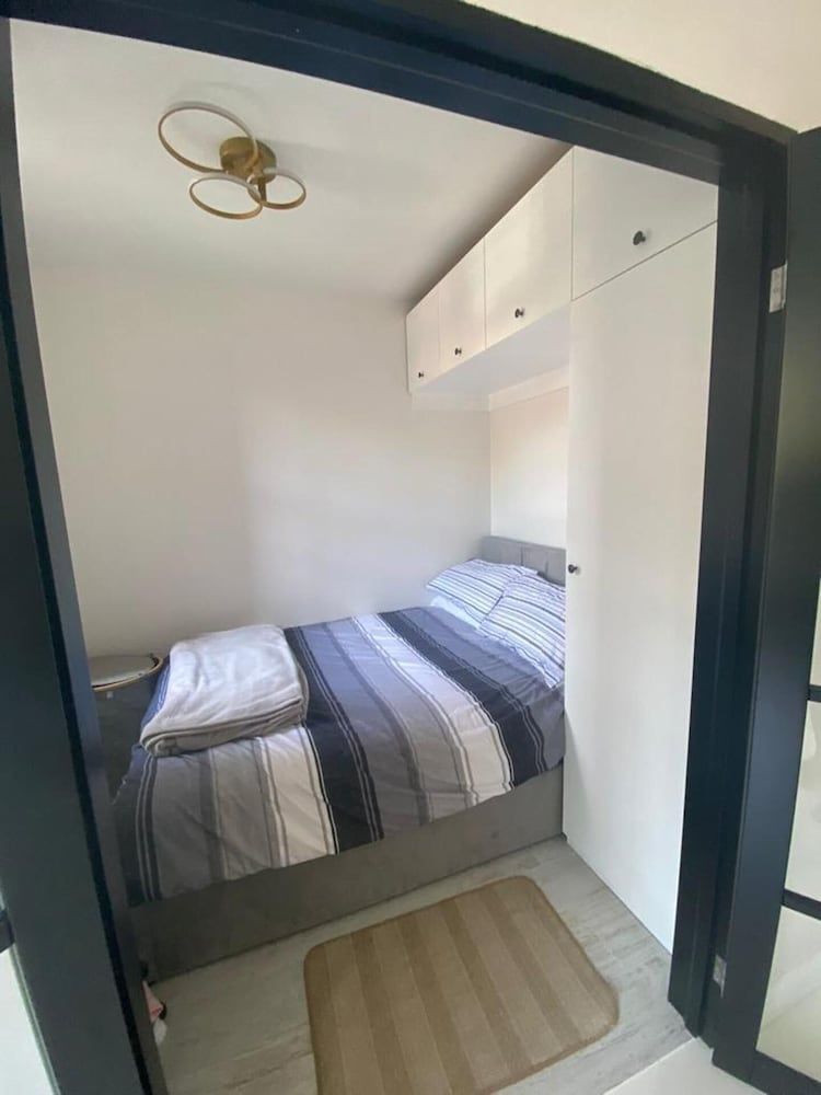 undefined Beautiful and Modern Apartment in North London, UK 3